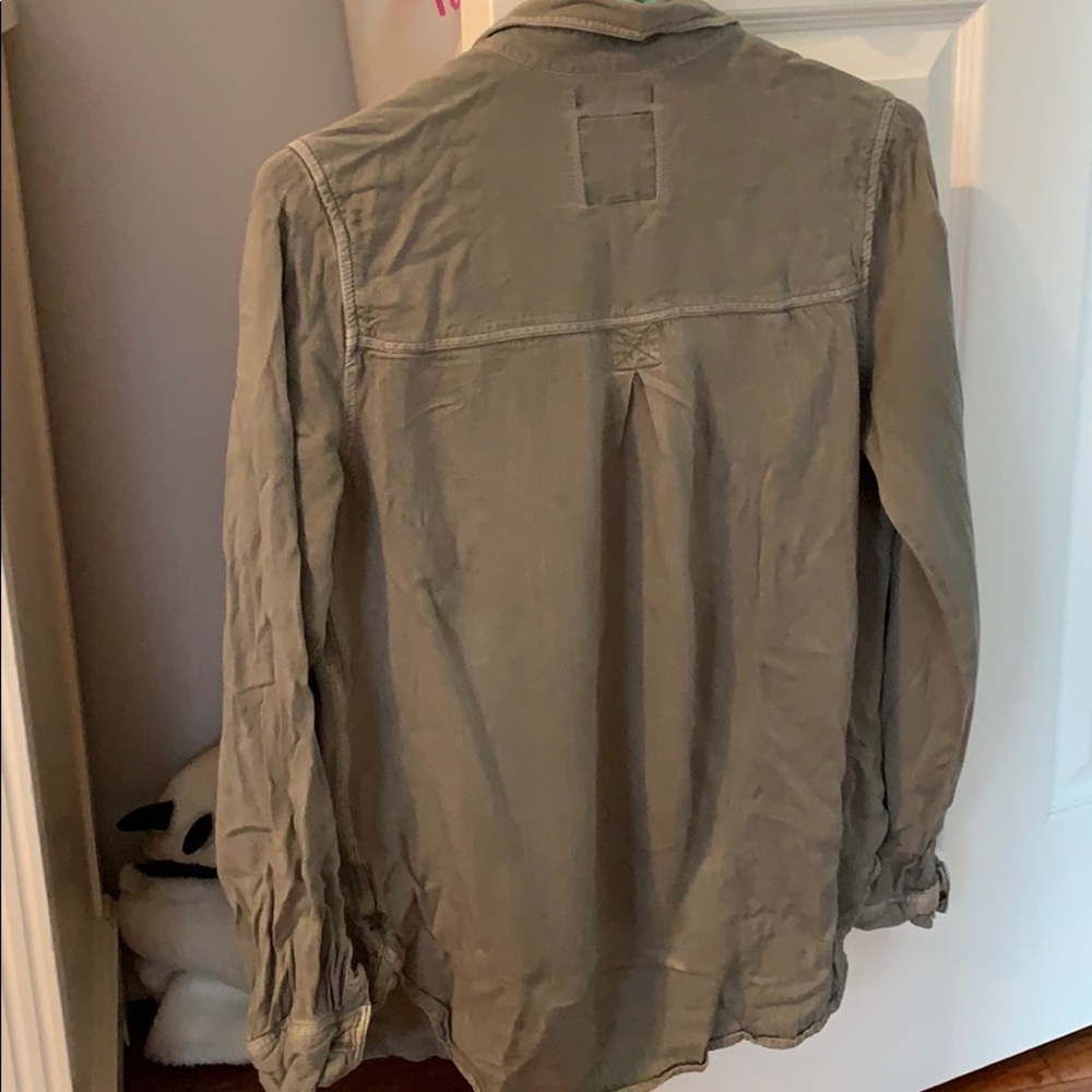 Aeo Green Button Down - image 4